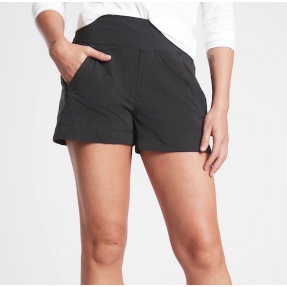 NEW Athleta Women's Trekkie North Mid Rise Ripstop Short Black Plus 26 Gorpcore